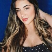 Astrid_D's Offline Chat Room