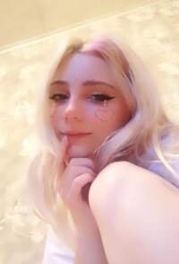 AlanaMeez's Offline XXX Chat