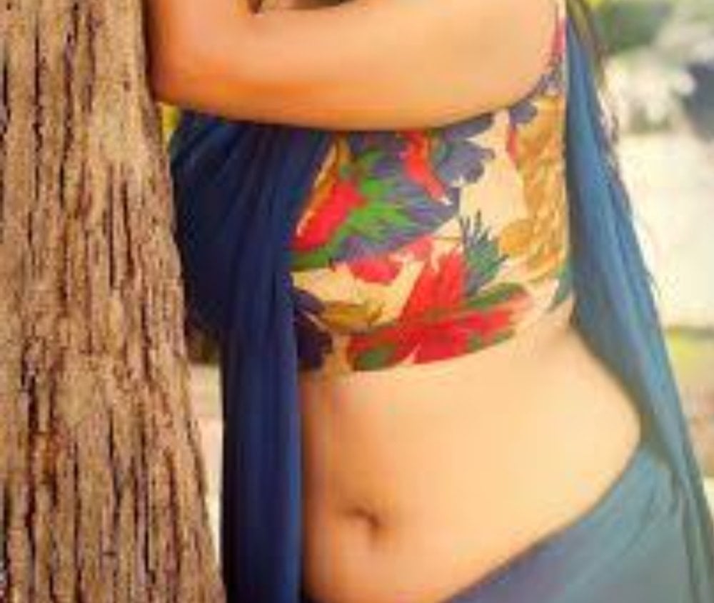 show2cam.com bani_patel livesex profile in black cams