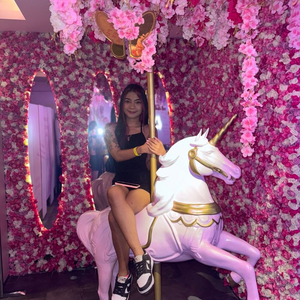 susijames_ webcam livesex profile in straight-to-your-dick-daddy cams