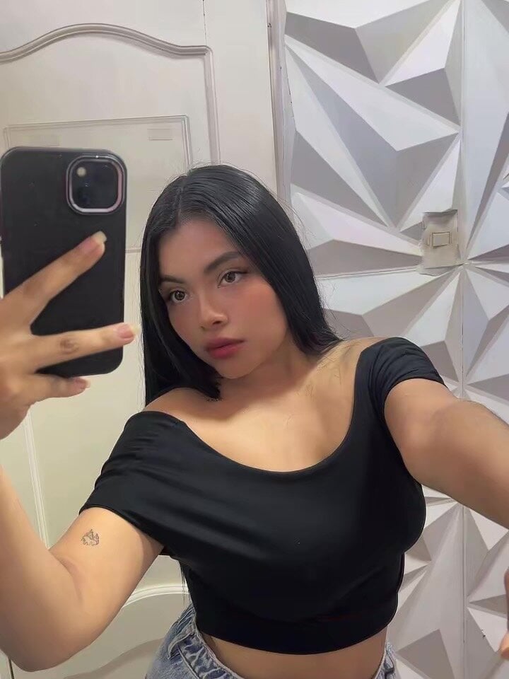 honeybaby_nicole Chat XXX Ngoại tuyến