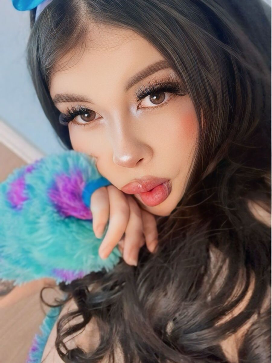 angie_moon33 profile
