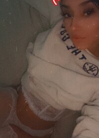 countrybumpkinnicole94's Offline XXX Chat