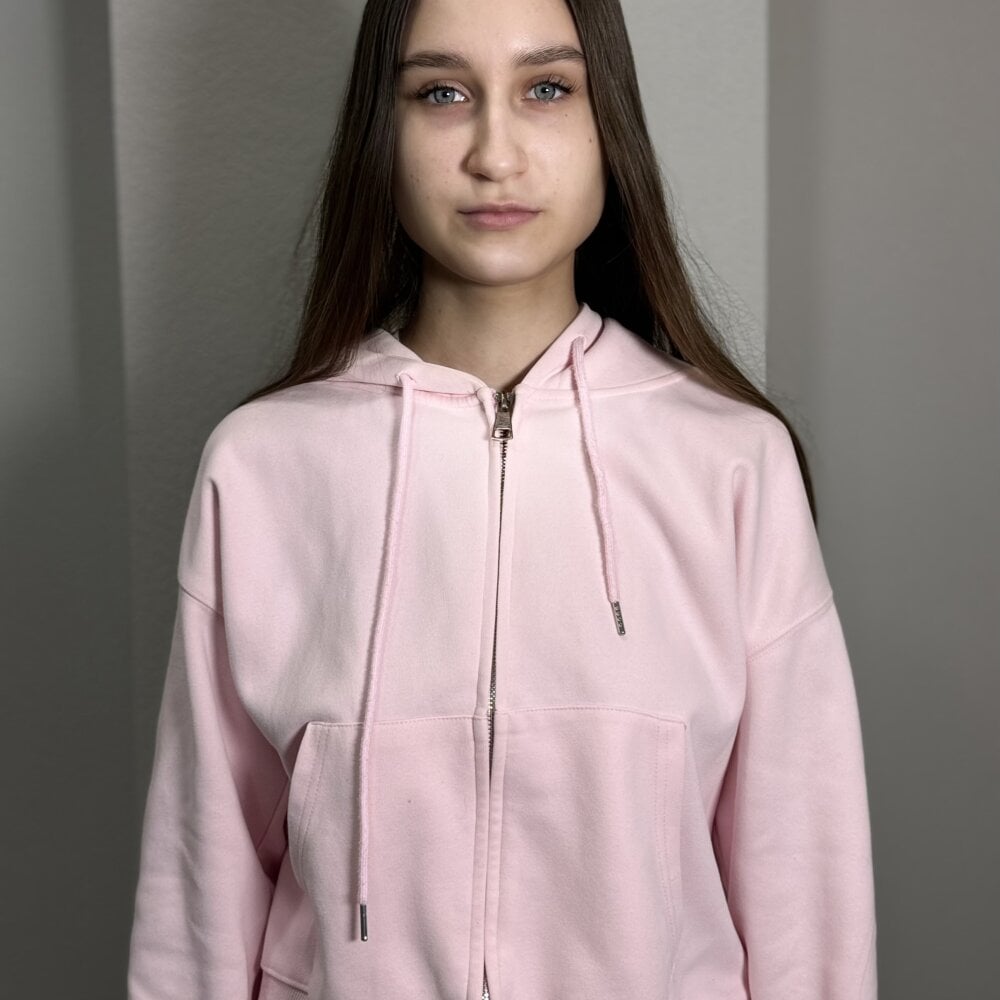 louiecathcart webcam livesex profile in at-the-garage cams