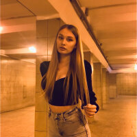 Lollyme_17's Offline XXX Chat