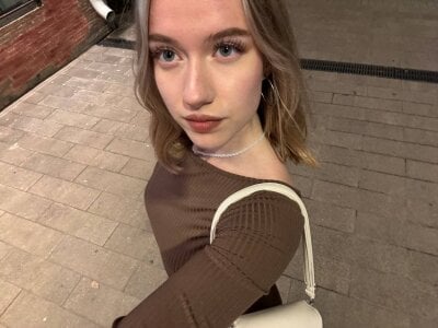 CwenHetherington - Stripchat Teen Cam2cam Cowgirl Girl 