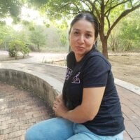 Fernandasr's Offline Chat Room