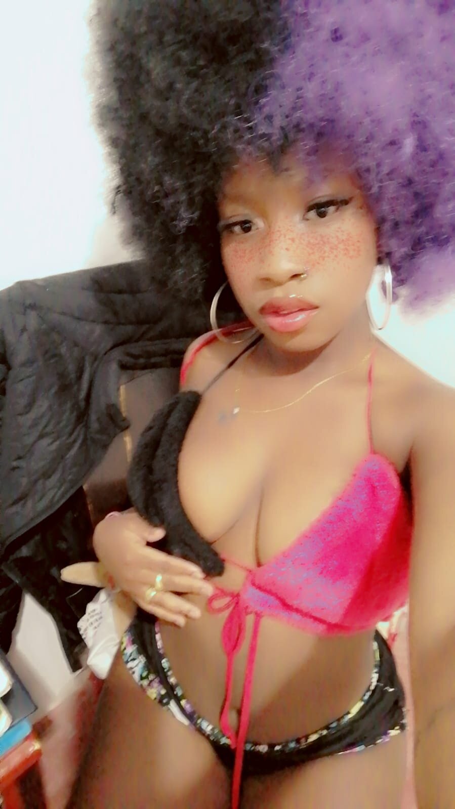 nina_ebony23