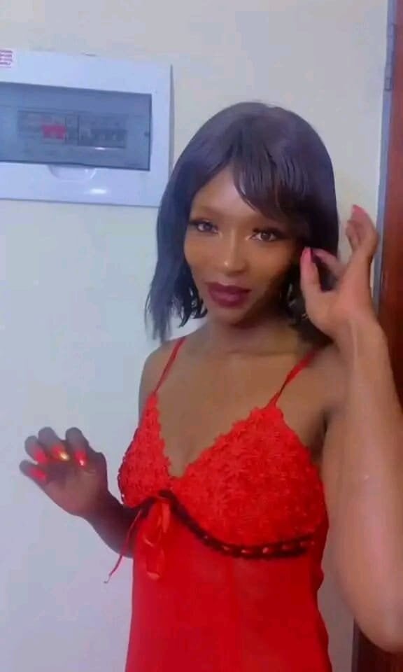 sexyteemama from stripchat