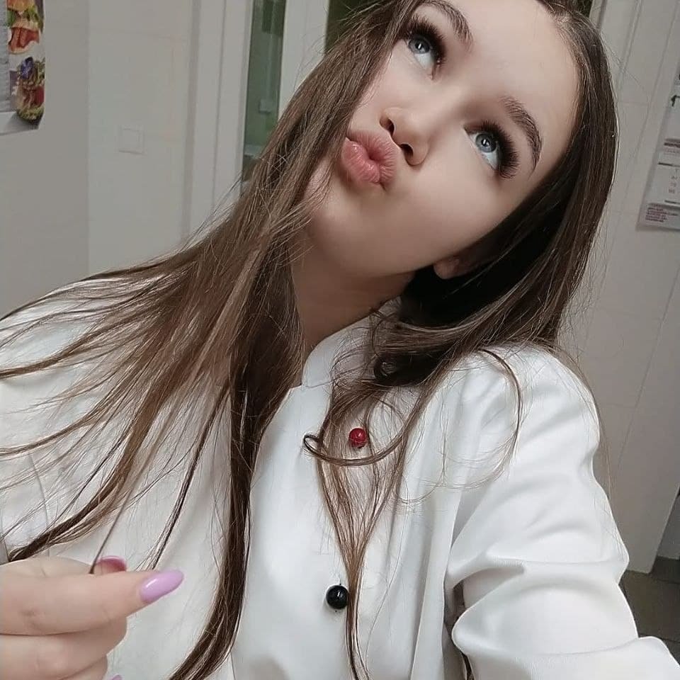 sofikkk 🕛 online naked chat