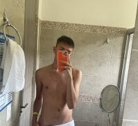 Arongray01's webcam live show