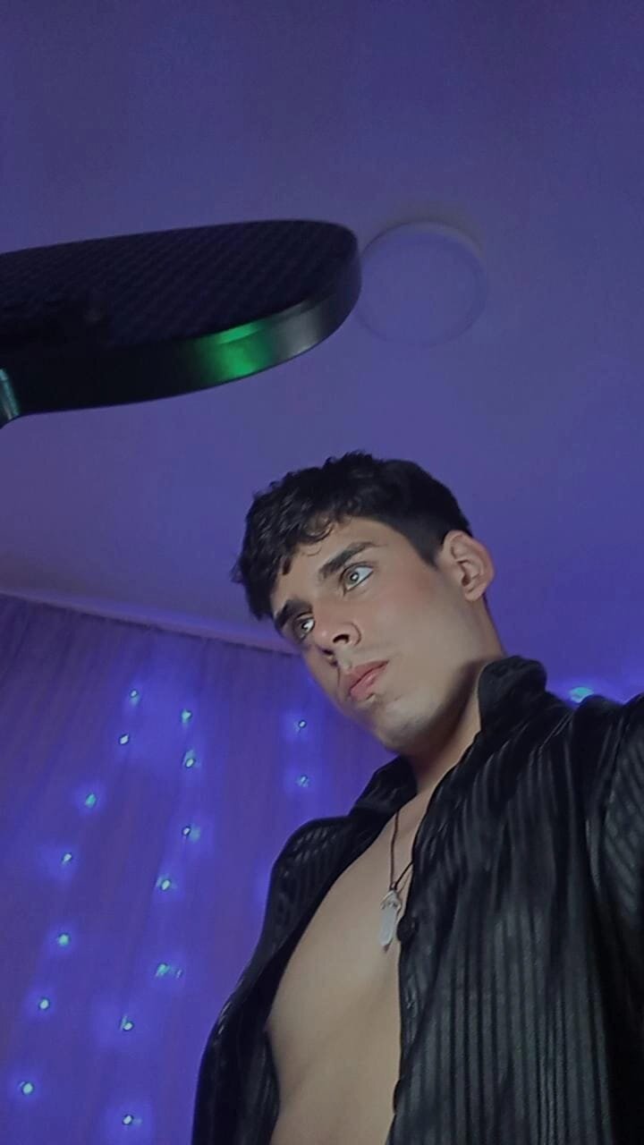 ZeuzxSex2