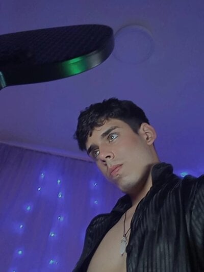 ZeuzxSex2 - Stripchat Cam2cam Eroticdance Masturbation Boy 