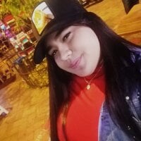 calista18_'s Offline Chat Room
