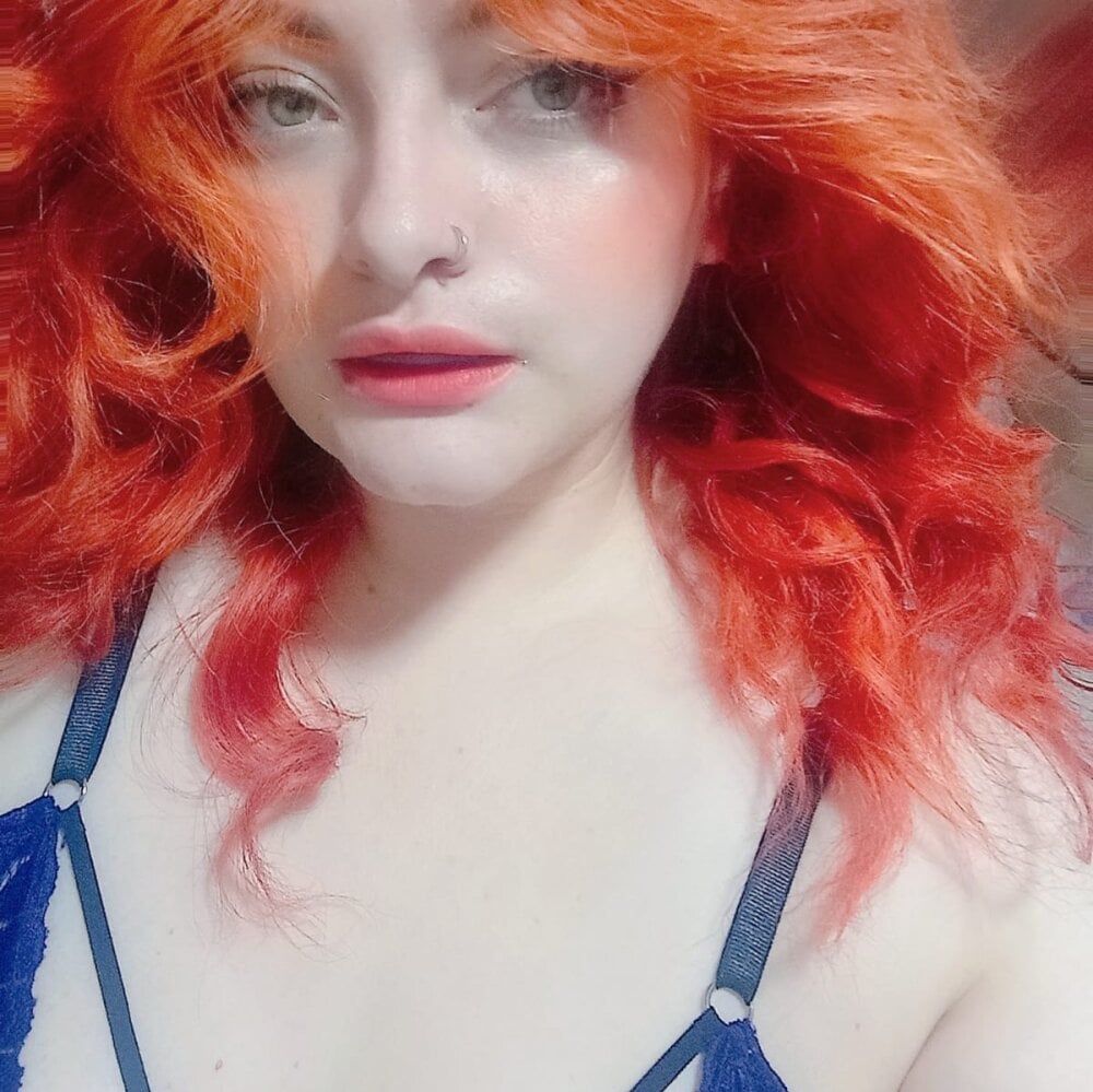 indi_bigboobs1 profile