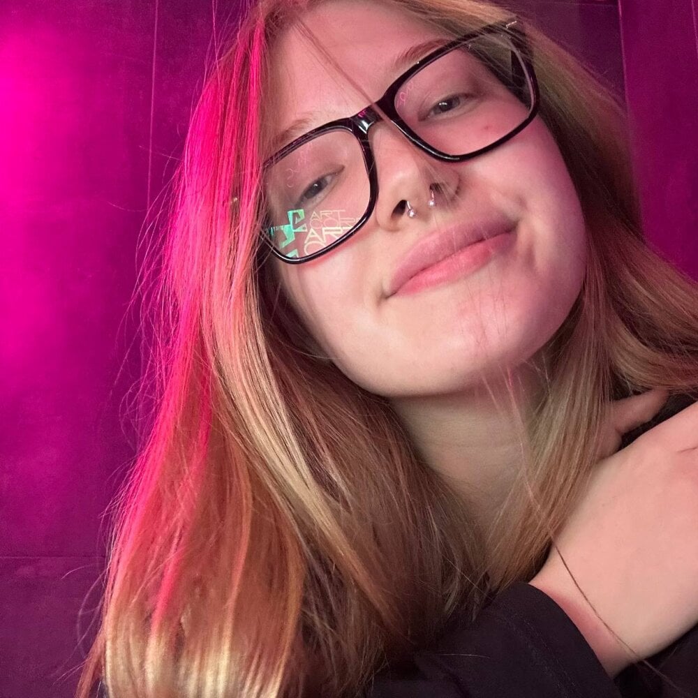 djpopka webcam profile - Mosotho