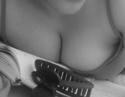 DesiBigBoobies9 on StripChat