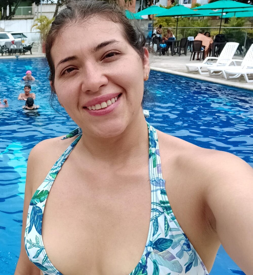 DaMikaela_