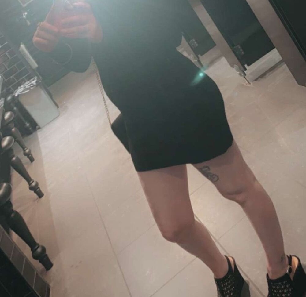 Innocent_SiennaX 오프라인 채팅방