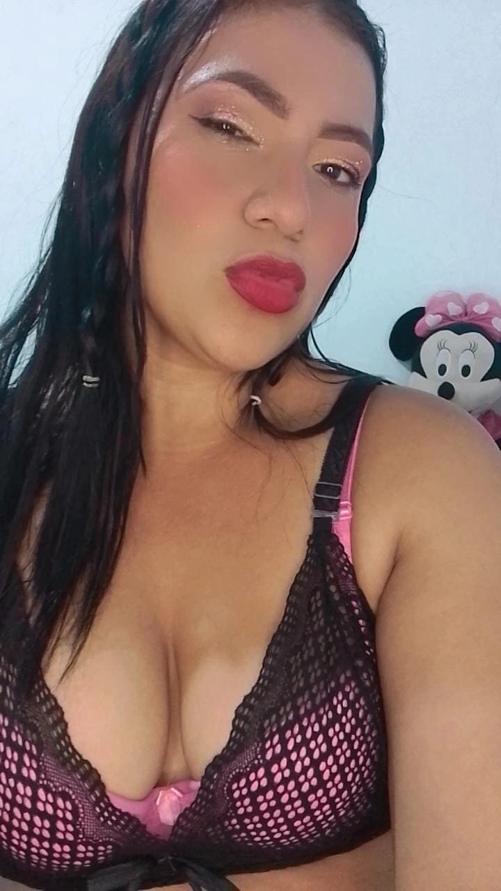 Charlottes_Perez