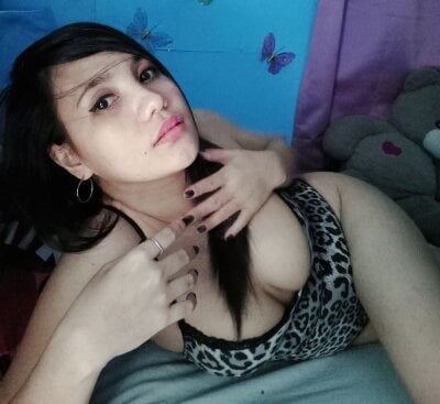 QueenHennessy - cheapest privates asian