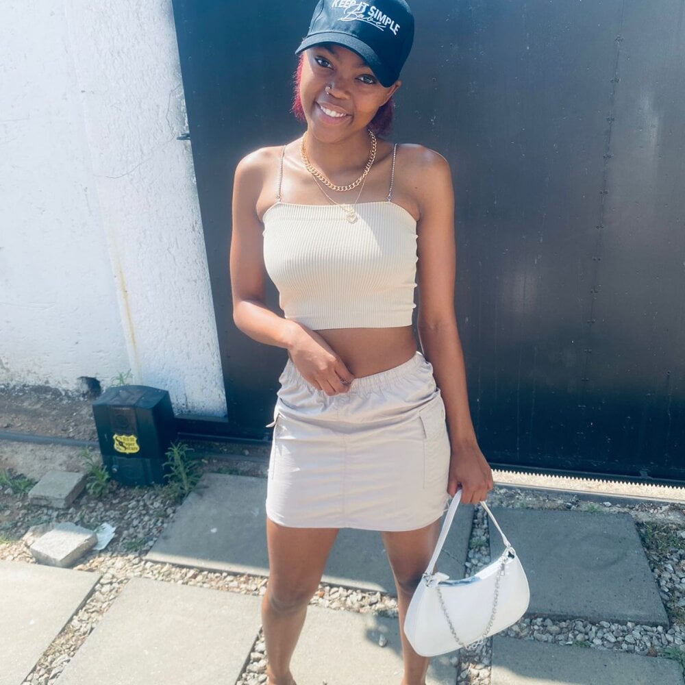 CuteHoneyRosexxx profile
