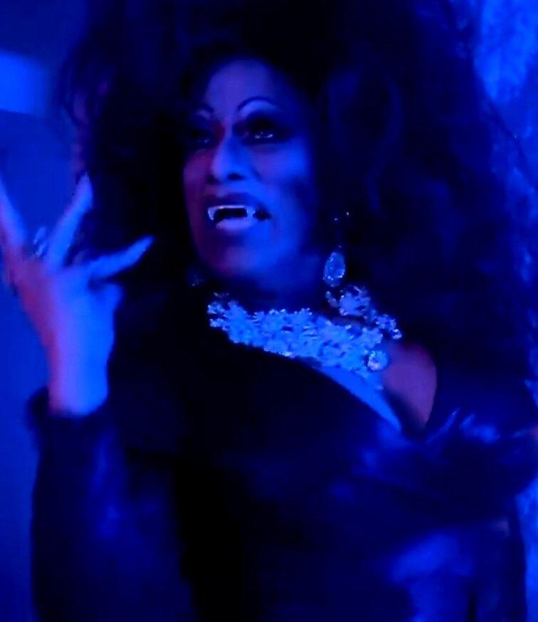 TheWell-HungDiva's most recent online preview