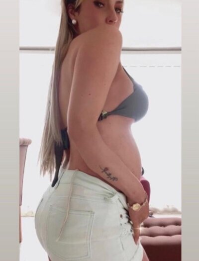Vale_babyss 🚲 live webcam