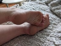 OnlyFootFreaks offline chatrum