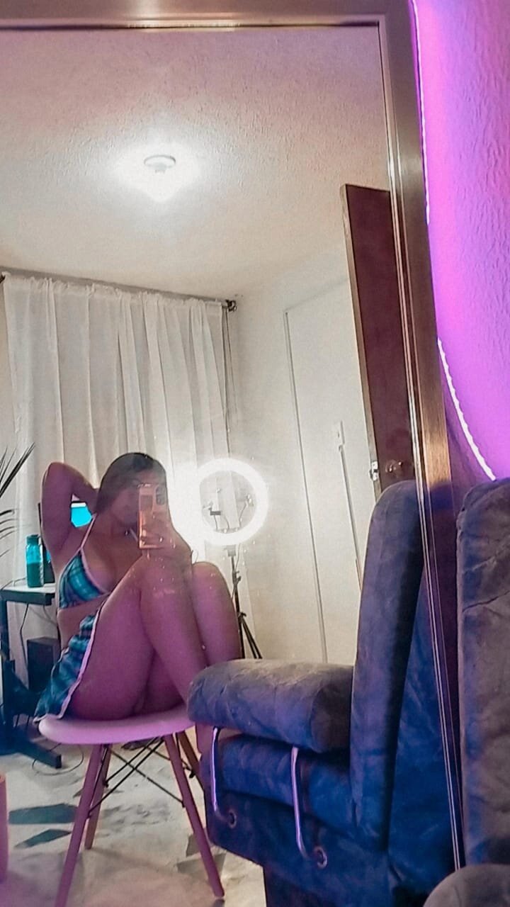 alaia_sweetsex
