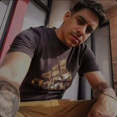 richard_vzla2 stripchat