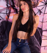natashahot01's Offline Chat Room