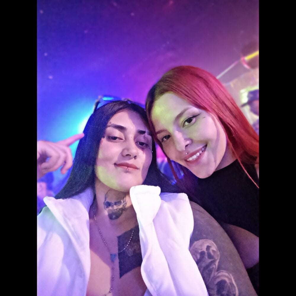 LesboNaughty live cam model at StripChat