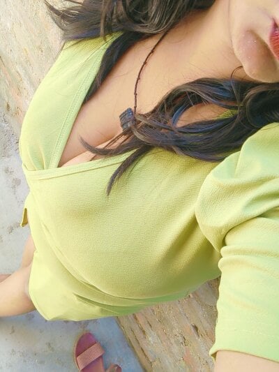 Nikitabigboobs Female Dildoorvibratorbigtits Online Webcam Naked