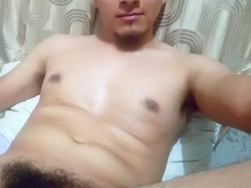 ezequielporn from stripchat