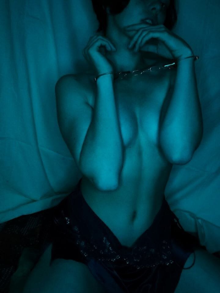 Hannainthesky live cam model at StripChat