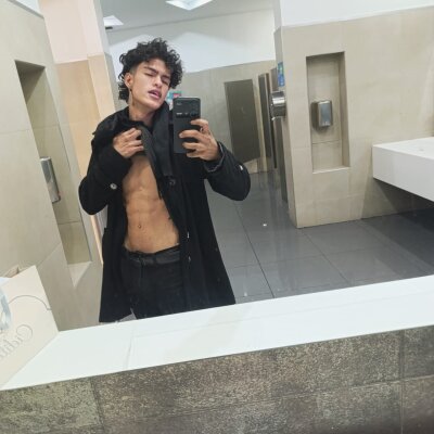 nathan_carson1 from stripchat
