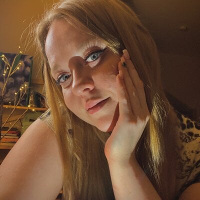 SmirkFans on StripChat