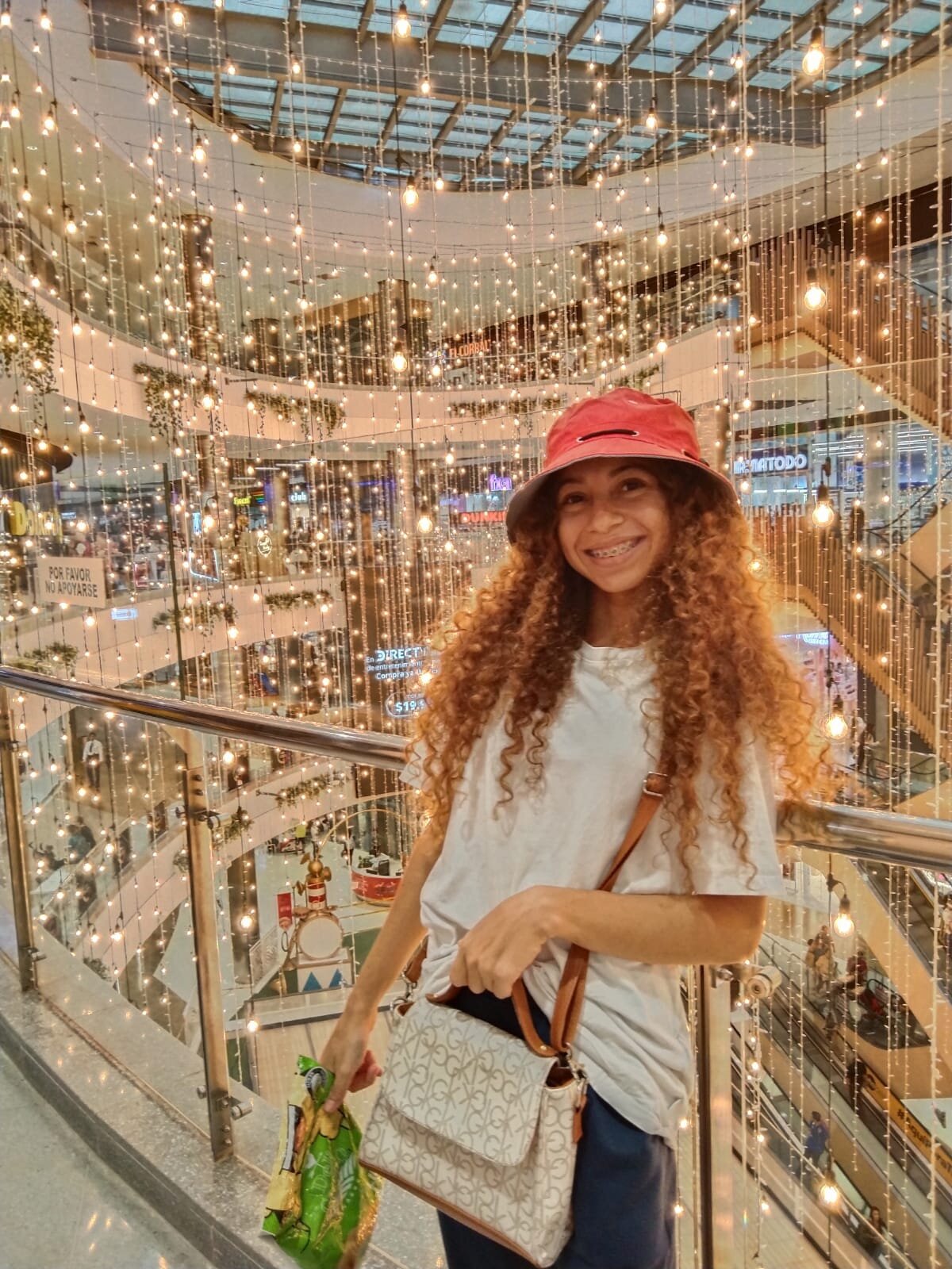 Kandy_curly