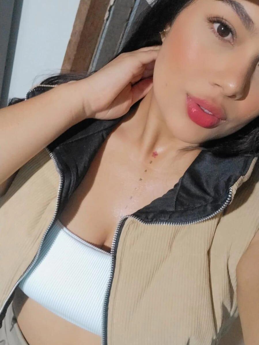 Nahomy_v profile