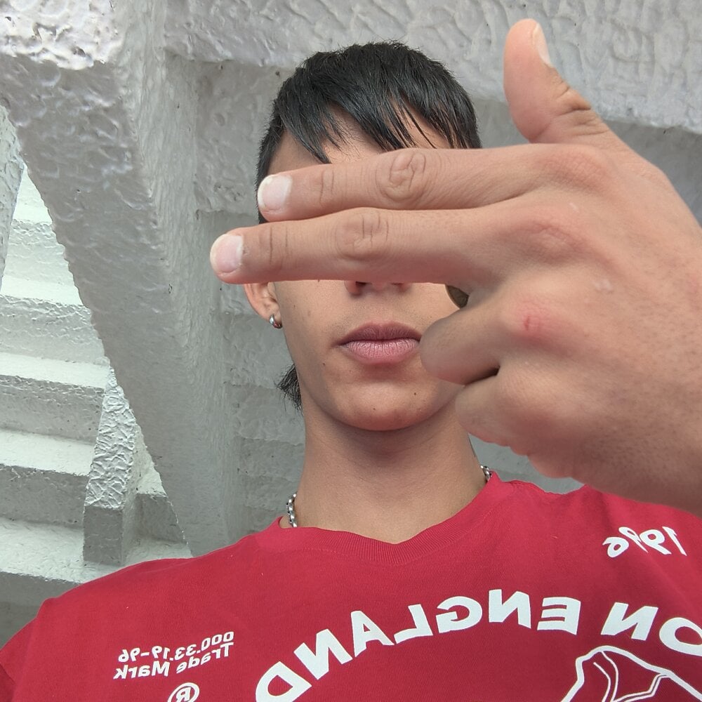 Pitercm19 offline XXX-chat