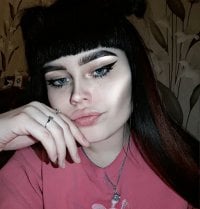 Wonder_Eva's Offline Chat Room