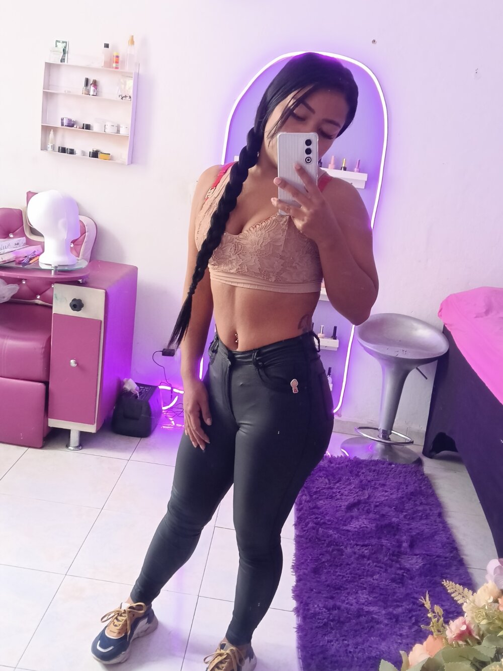 ateneapartenos webcam livesex profile on 6livesex.com