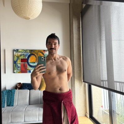 Nikolaj-pristino Male Eroticdance Free Webcam Striptease