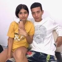 small_sex's Offline Chat Room