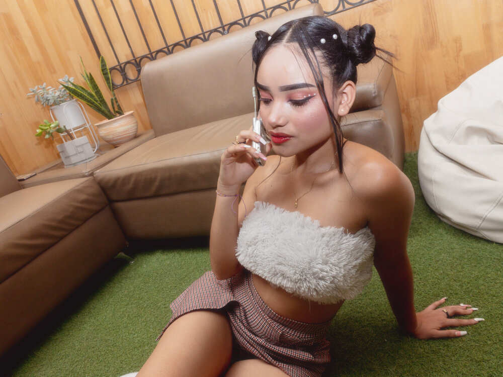 AlishaMorgan ❔ live nude stream