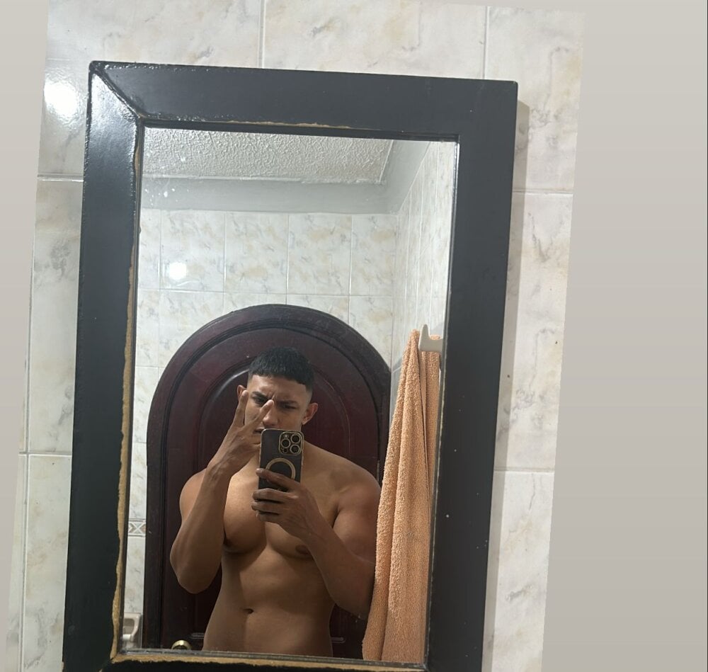 Dany_Big_Cock profile