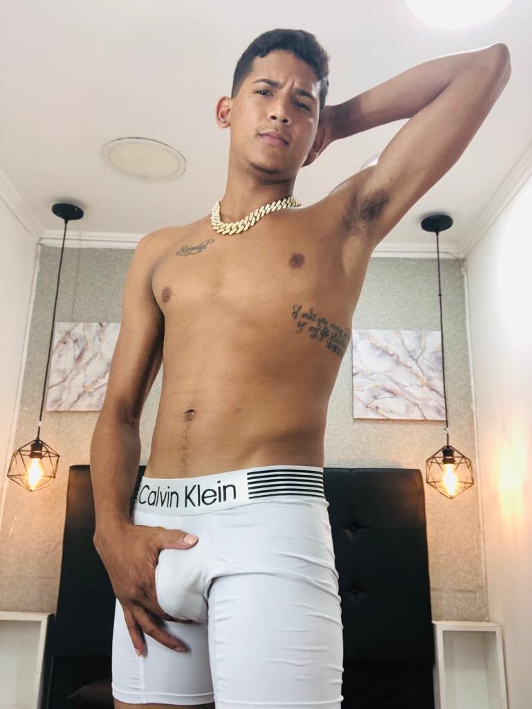 Philli_Ronald_
