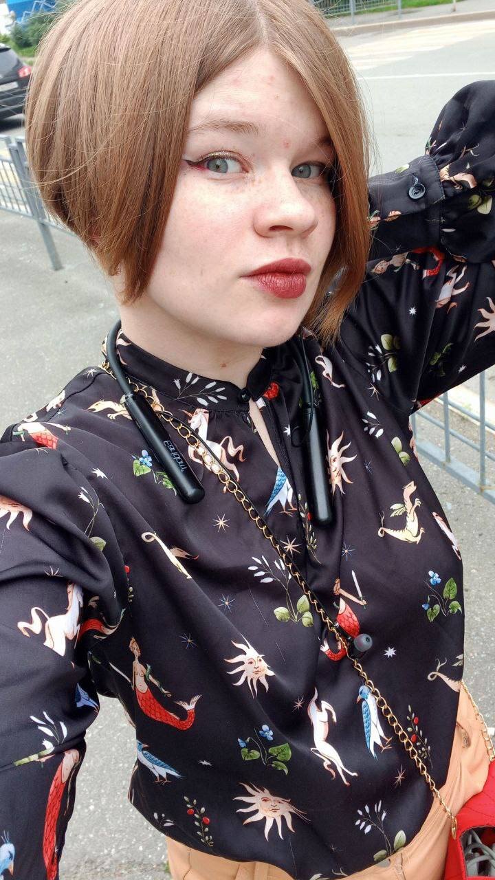 FloraAyres
