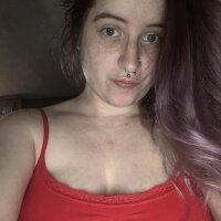 YoungMommy04's Offline Chat Room